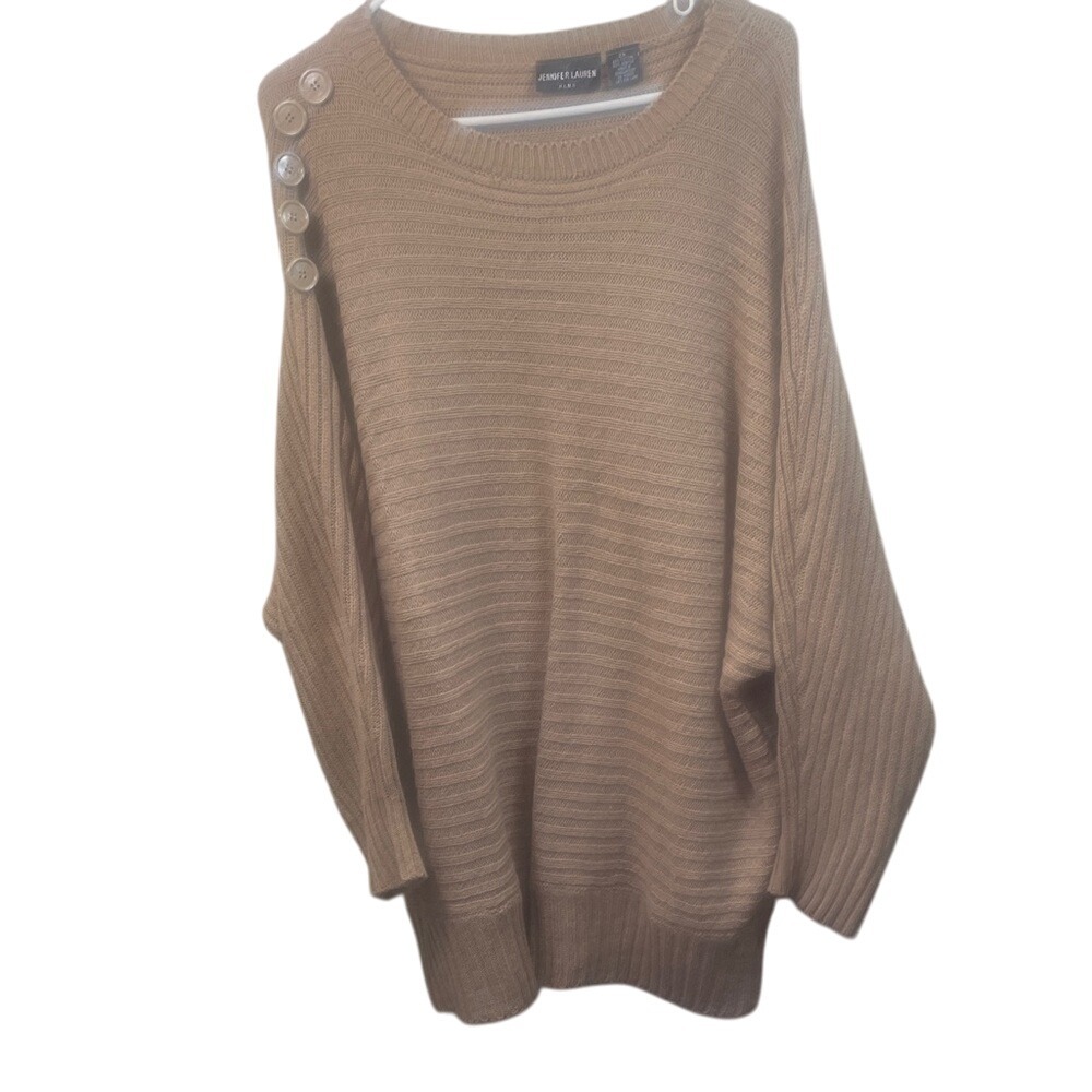 Jennifer Lauren beige Lagenlook Minimalist Button-Detail Sweater size‎ 2X